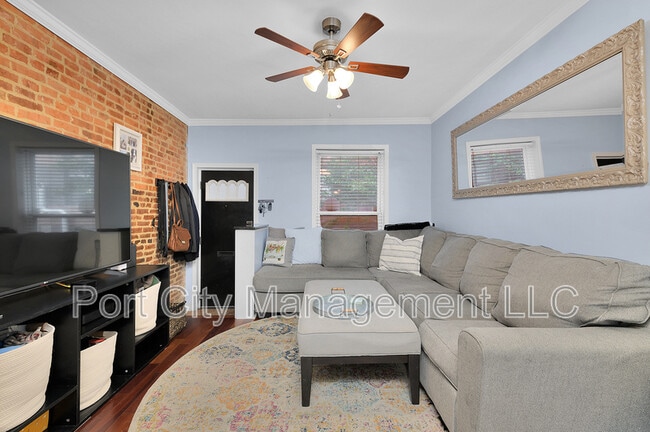 Photo - 127 S Robinson St