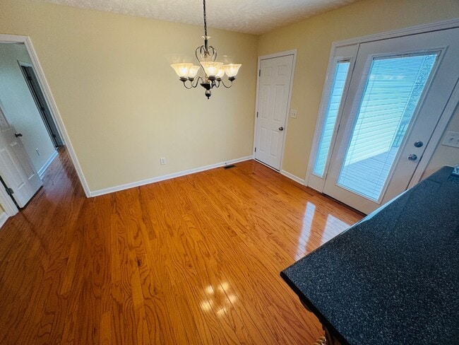 Photo - 3-BED, 2-BATH SINGLE FAMILY HOME WALKING DISTANCE TO CUMBERLAND!