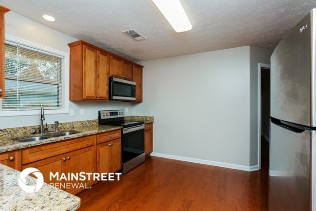 Photo - 1677 Pheasant Dr