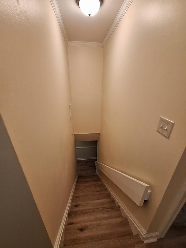 Photo - 2821 Tully Square