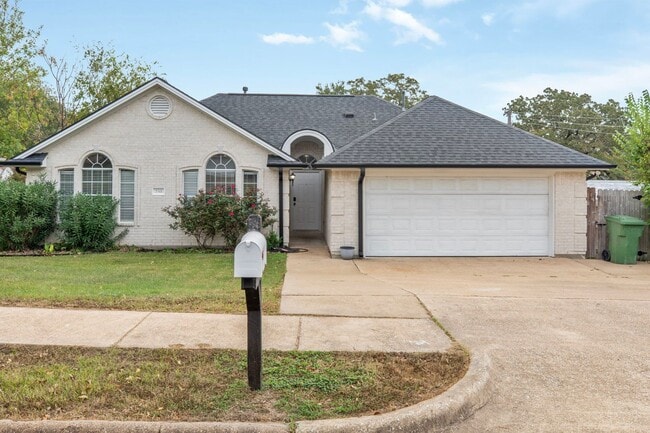 Building Photo - MAY MOVE IN!  3 Bed, 2 Bath Home in Bryan Available Now!