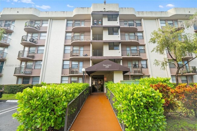 Photo - 2701 Riverside Dr Unit 413-B