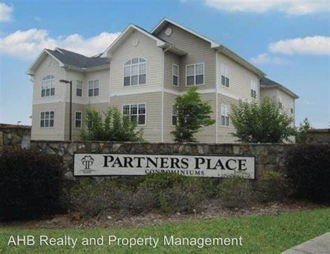 Building Photo - Blue Seas Properties -3 Unit 102 campus Walk Trail Apt 301 - 3