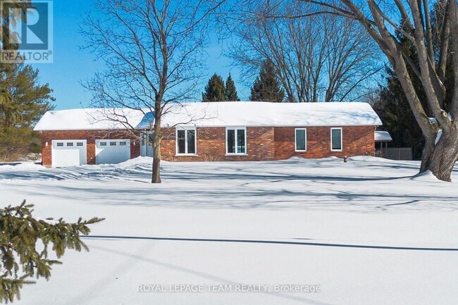 Photo - 1667 River Rd