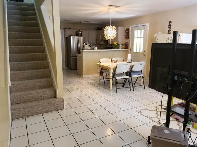 Photo - 2173 Timberwood Cir S