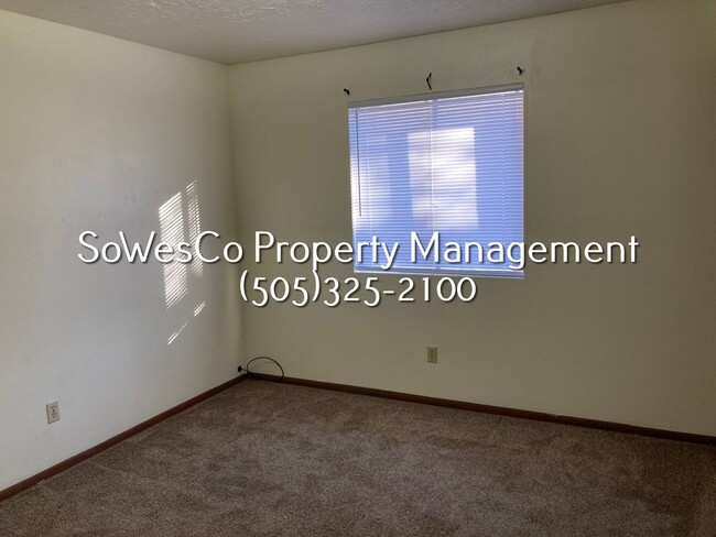 Photo - 2 Bedroom 1.5 Bath Townhome with Laundry Hookups