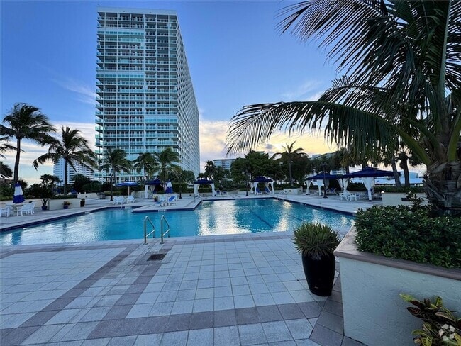 Building Photo - 2100 S Ocean Ln Rental