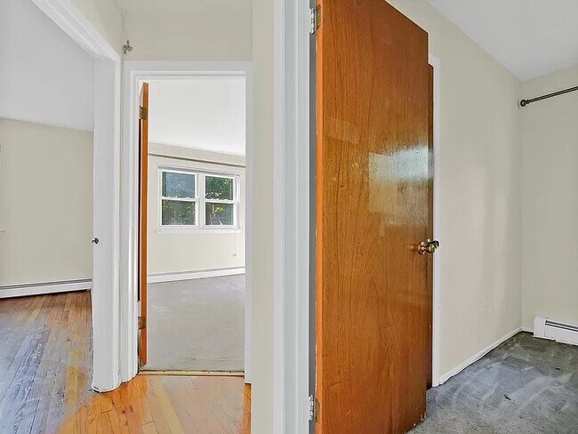 Photo - 175-32 Devonshire Rd Unit 1st floor