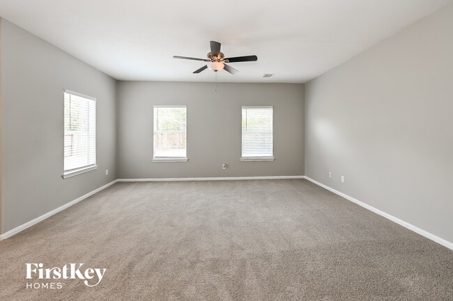 Photo - 6610 Albion Cresent Dr