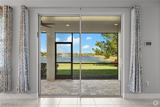 Building Photo - 16721 Siesta Drum Wy Rental
