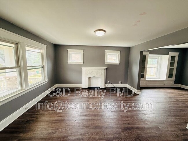 Photo - 15925 Friend Ave