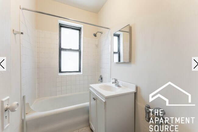 Photo - 621 W Melrose St Unit 1