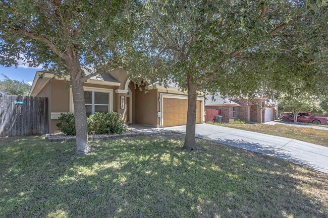 Photo - 618 Crackle Grove Dr