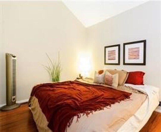 Photo - 1840 Burton Dr Unit 199