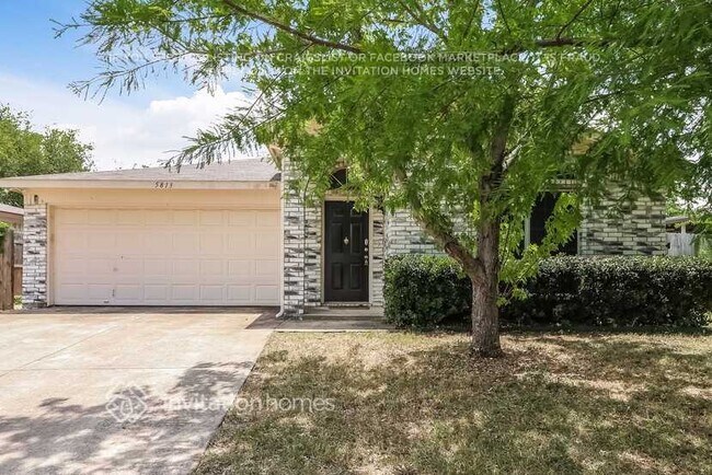 Building Photo - 5813 Northfield Dr