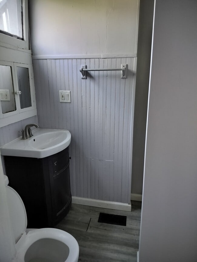 111 Blackhawk St Unit 111 Blackhawk Downstairs Unit