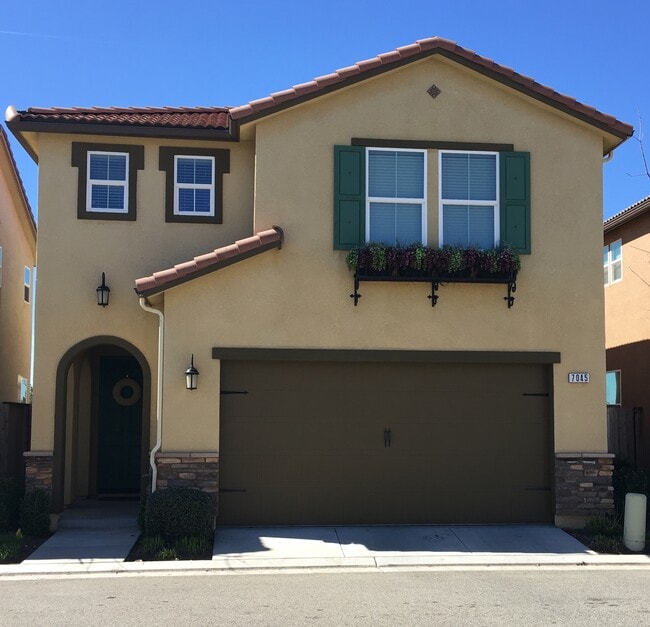 Photo - 7045 N Harmony Dr