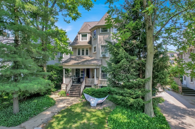 Building Photo - 819 Gaffield Pl Unit House