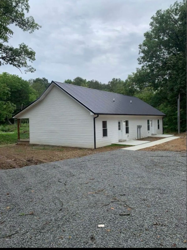 Photo - 21 Walnut Grv Ave