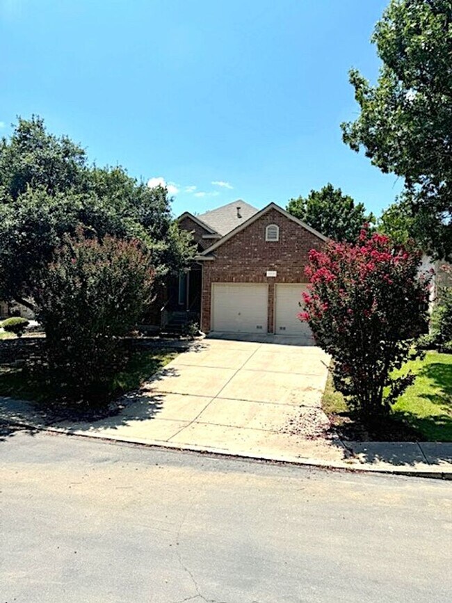 Building Photo - Ready For Move In! A Must See in Rogers Ranch - 4 Bedroom 2 Bath with Custom Features