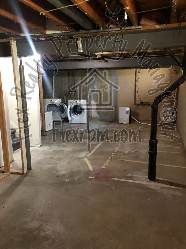 Photo - West Side Town Home - Sylvania Schools!!!