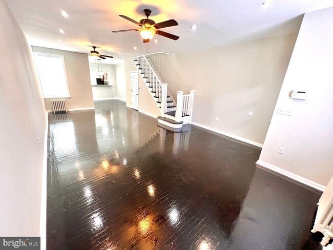 Photo - 2202 E Lehigh Ave