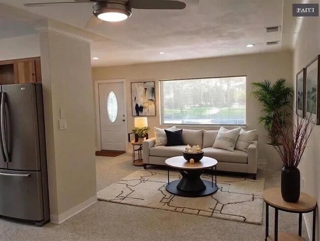 Photo - 807 26th Ave N