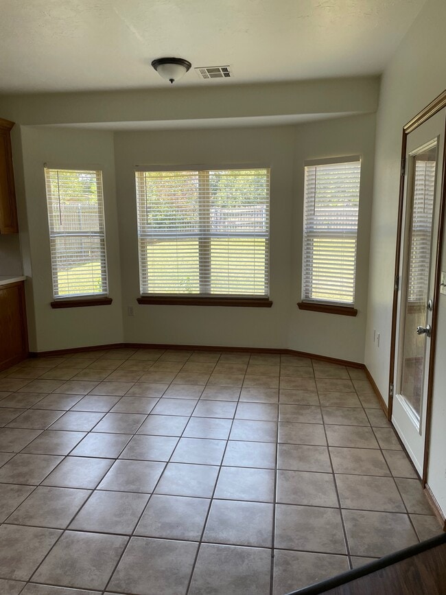 Photo - 813 N Harrison Ave