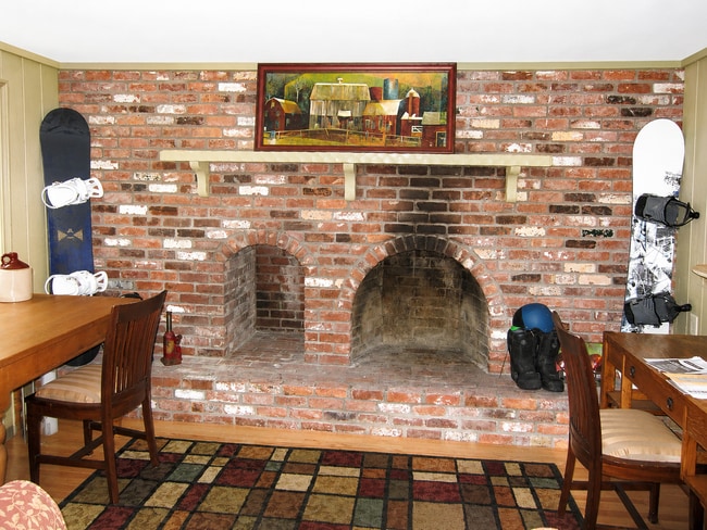 Photo - 117 Commonwealth Rd