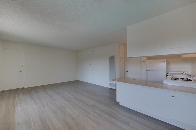 Photo - Encino Verde Apartments