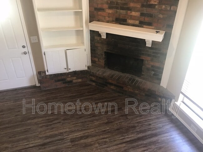 Photo - 1013 Kelly Park Rd