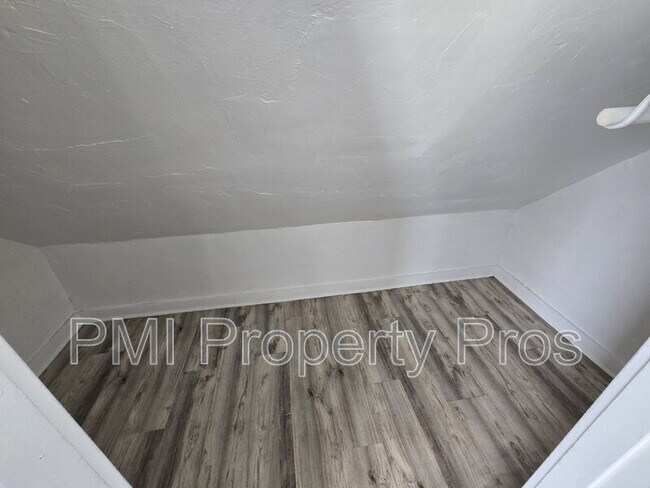 Photo - 2509A North Buffum Street