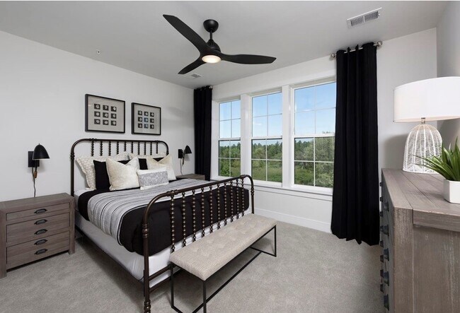 2nd HAB - 2324 Windcharm St Unidad 408