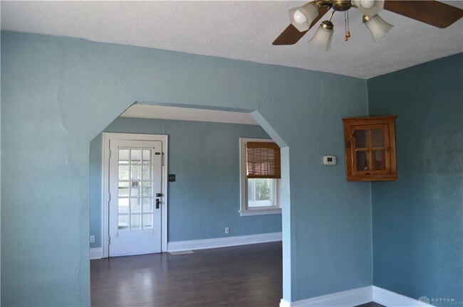 Photo - 2752 Springmont Ave
