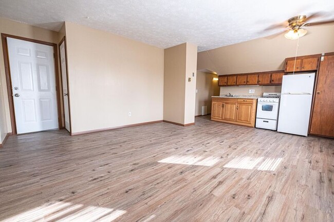 Photo - 3 Charles St Unit #3R