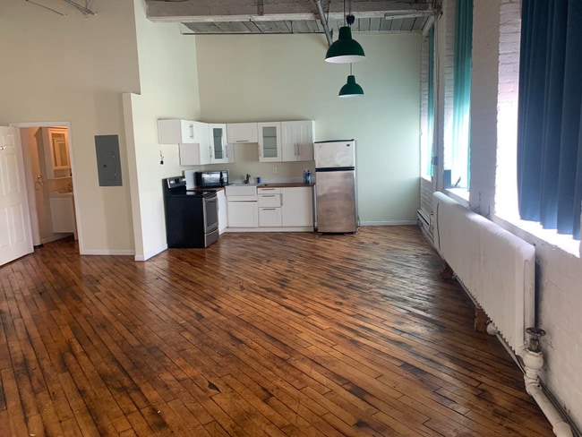 Photo - 1417 Kemper St