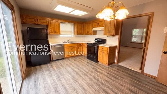 Photo - 1041 Dean Dr