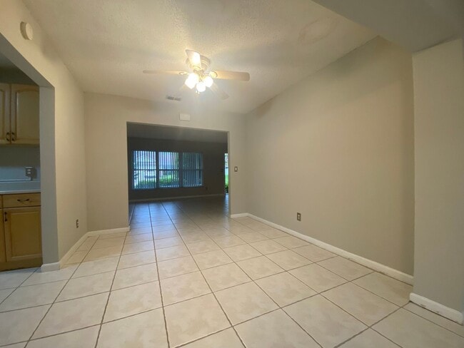 Photo - 1421 Ridgecrest Rd