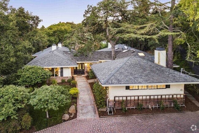 Building Photo - Luxurious Short Term Lease in Atherton: Ov... Rental