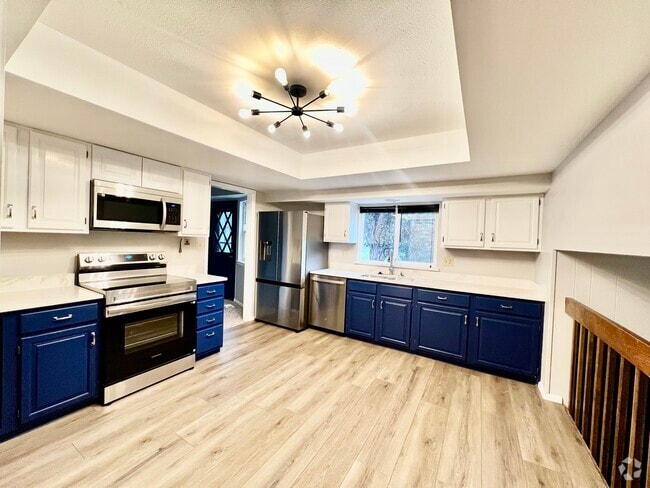 Building Photo - 940 Grey Eagle Cir N Rental