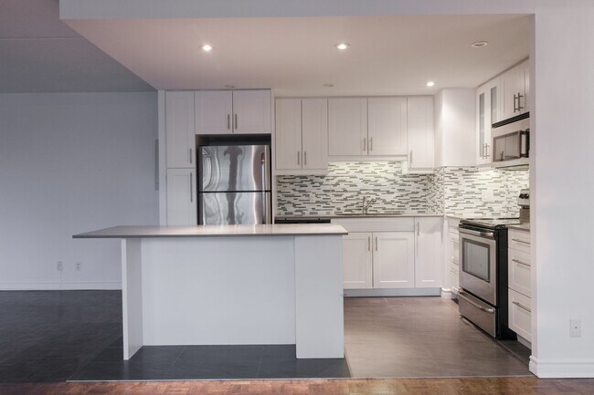 Photo - 4800 Maisonneuve Blvd W Unit 606