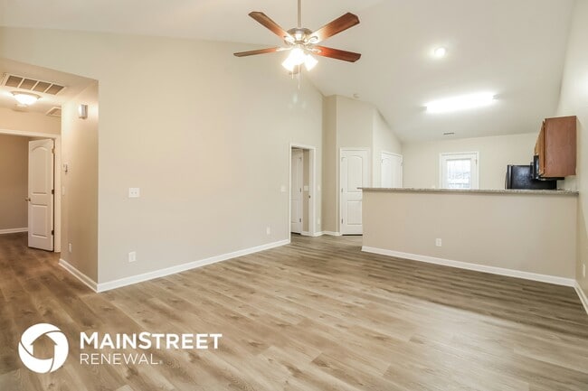 Photo - 3923 Springbrook Dr