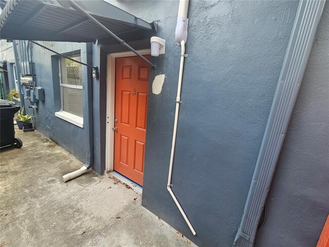 Photo - 655 7th Ave N