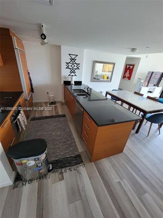 Photo - 50 Biscayne Blvd Unit 50 Biscayne  1711