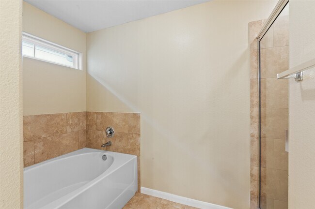 Photo - 17120 Wilthorne Gardens Ct
