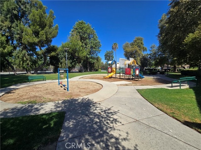 Photo - 7641 Reseda Blvd Unidad 120