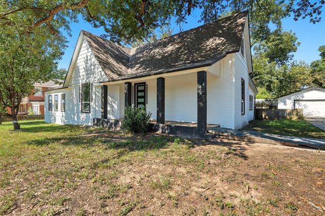 605 N Main St
