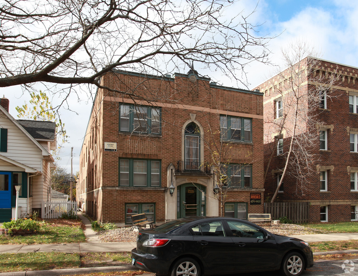 3508 Dupont Ave S - 3508 Dupont Ave S Apartments