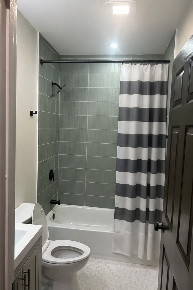 Photo - 5032 S Princeton Ave Unit 1