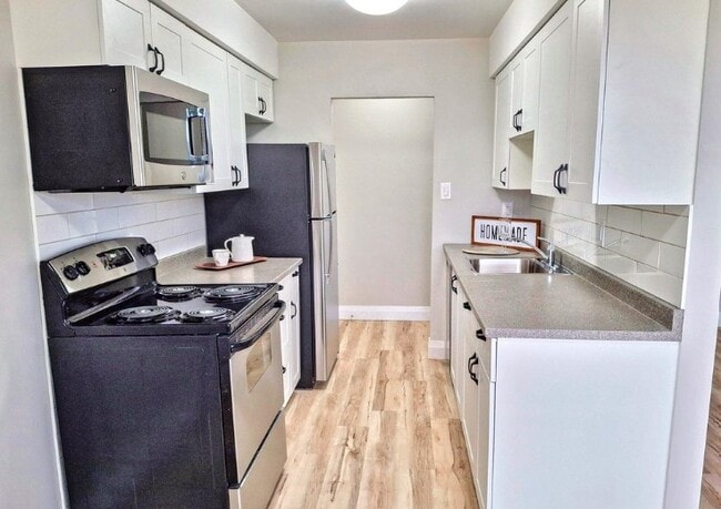 Building Photo - Hilltop Apts